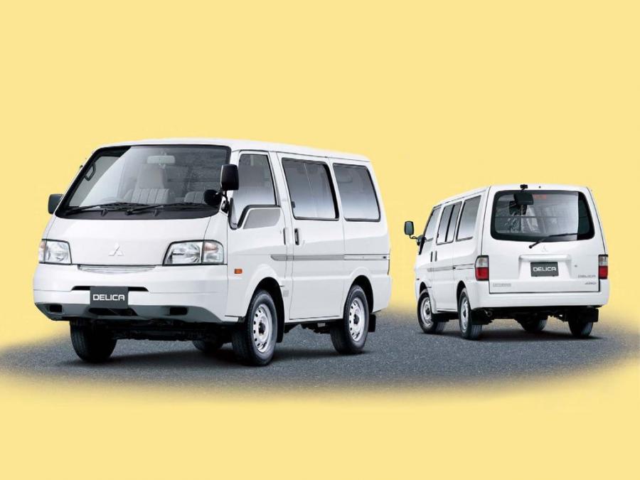 Mitsubishi Delica Van '1999